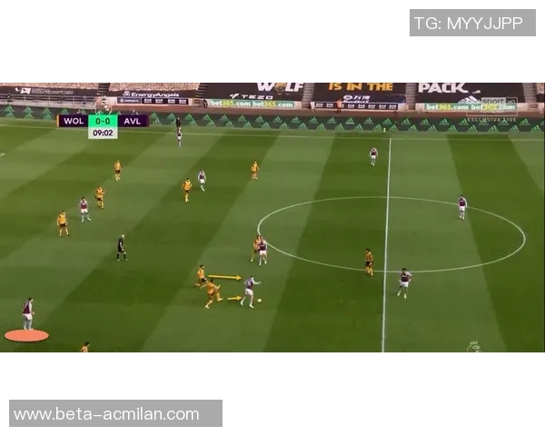 罗德里在球场上的崛起与影响力分析：从青训到顶级中场的蜕变之路